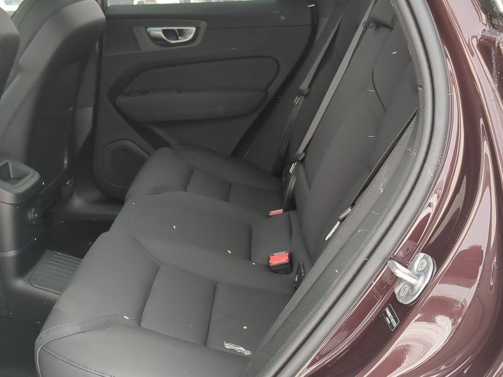 Thumbnail: 2026 Volvo XC60 - 24
