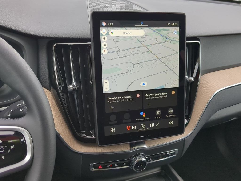 Thumbnail: 2026 Volvo XC60 - 14