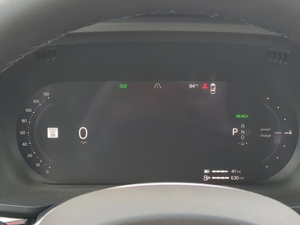Thumbnail: 2026 Volvo XC60 - 16