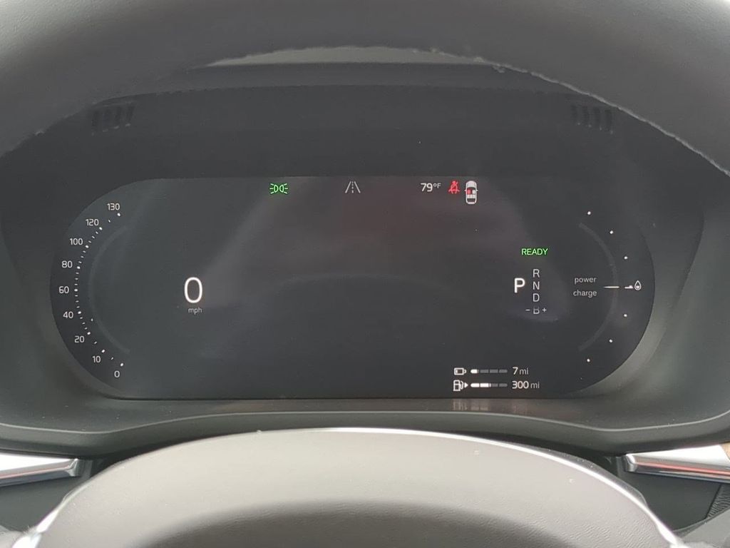 Thumbnail: 2026 Volvo XC60 - 16