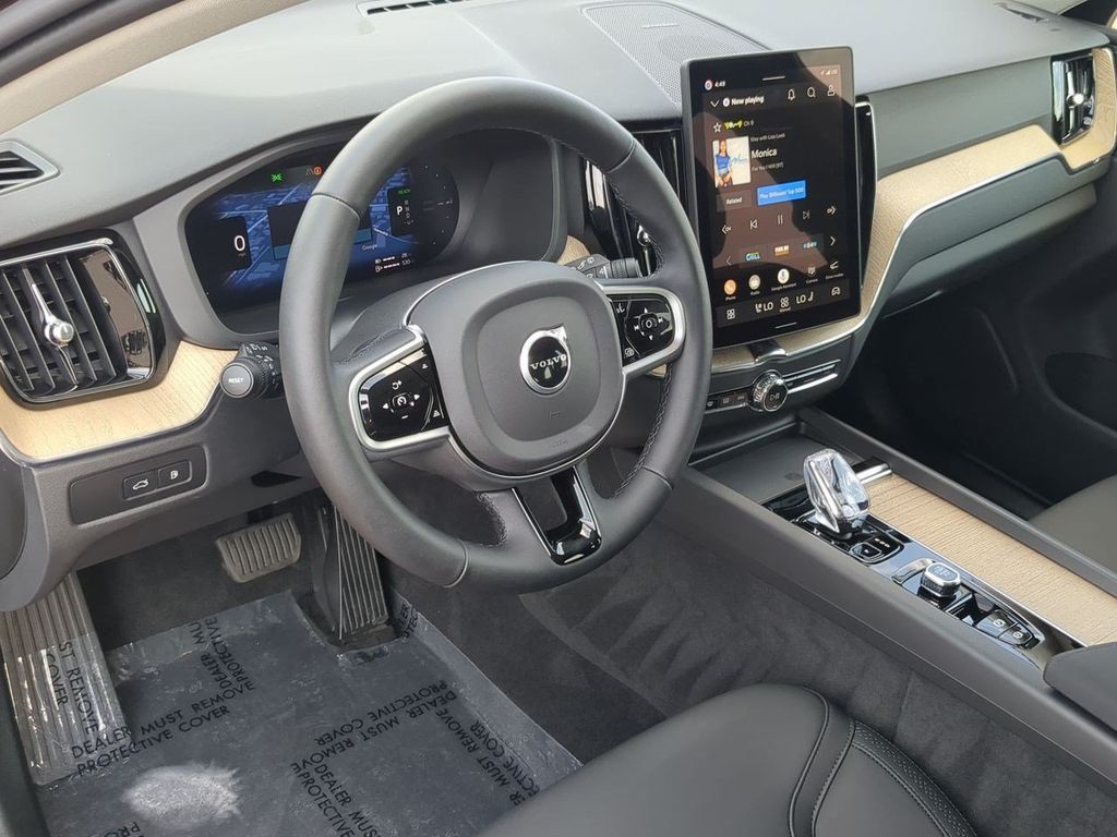 Thumbnail: 2026 Volvo XC60 - 2
