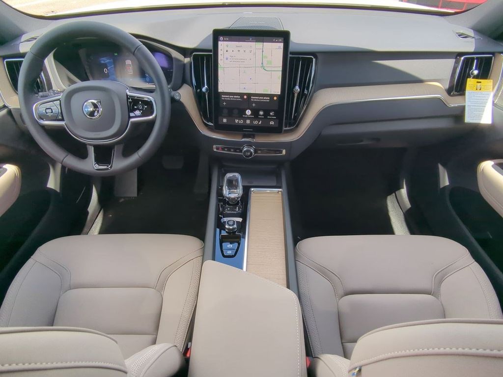 Thumbnail: 2026 Volvo XC60 - 9