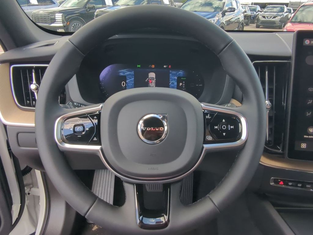 Thumbnail: 2026 Volvo XC60 - 13
