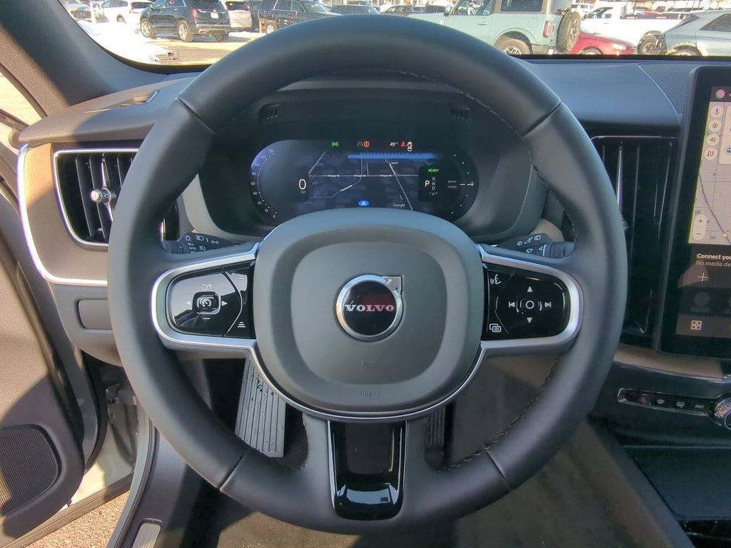Thumbnail: 2026 Volvo XC60 - 13
