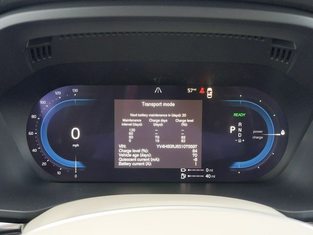 2025 Volvo XC60 T8 Core 15