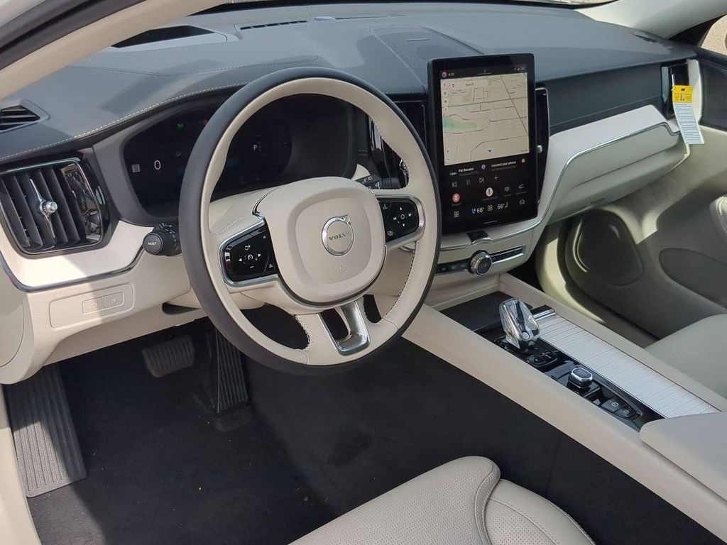 Thumbnail: 2026 Volvo XC60 - 2