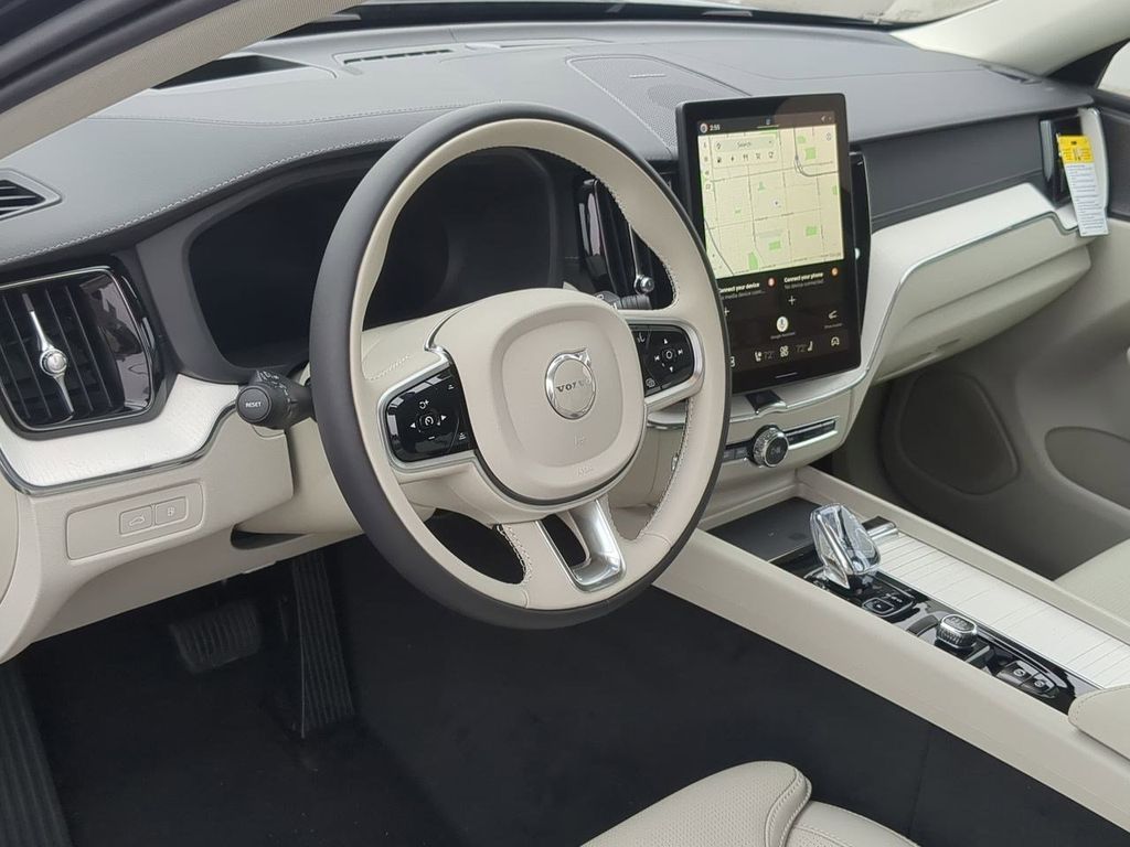 Thumbnail: 2026 Volvo XC60 - 2