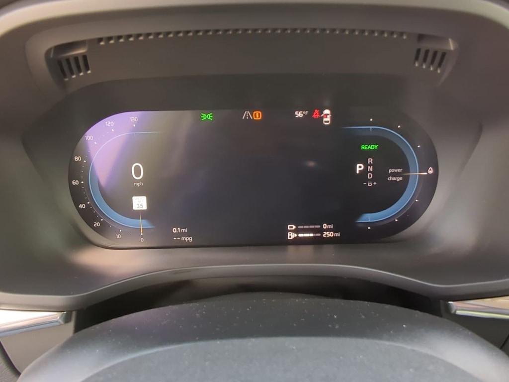 2025 Volvo XC60 T8 Ultimate 16