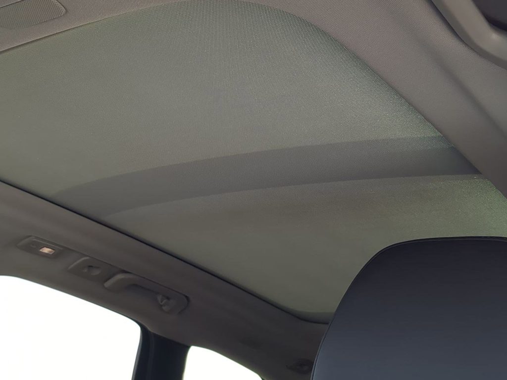 2025 Volvo XC60 T8 Ultimate 25