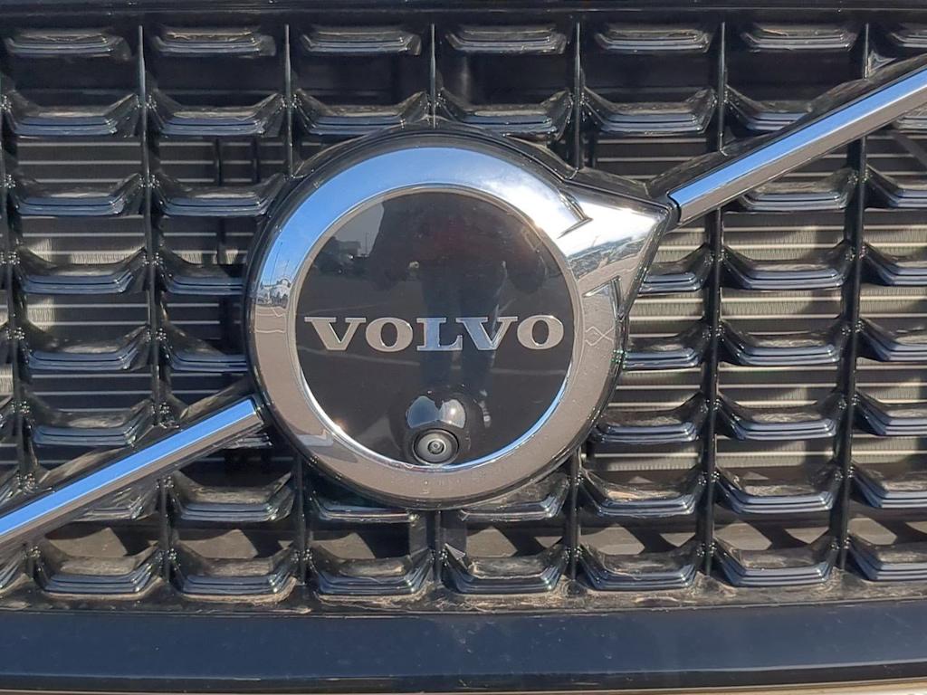 2025 Volvo XC60 T8 Ultimate 23