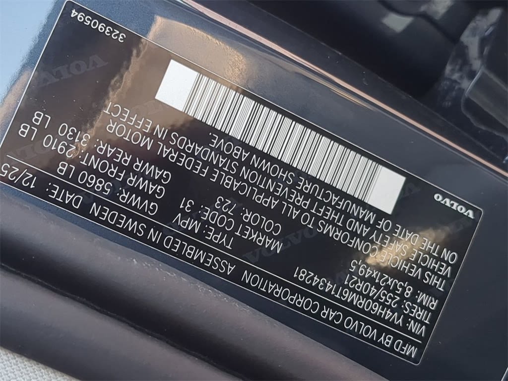 Thumbnail: 2026 Volvo XC60 - 34