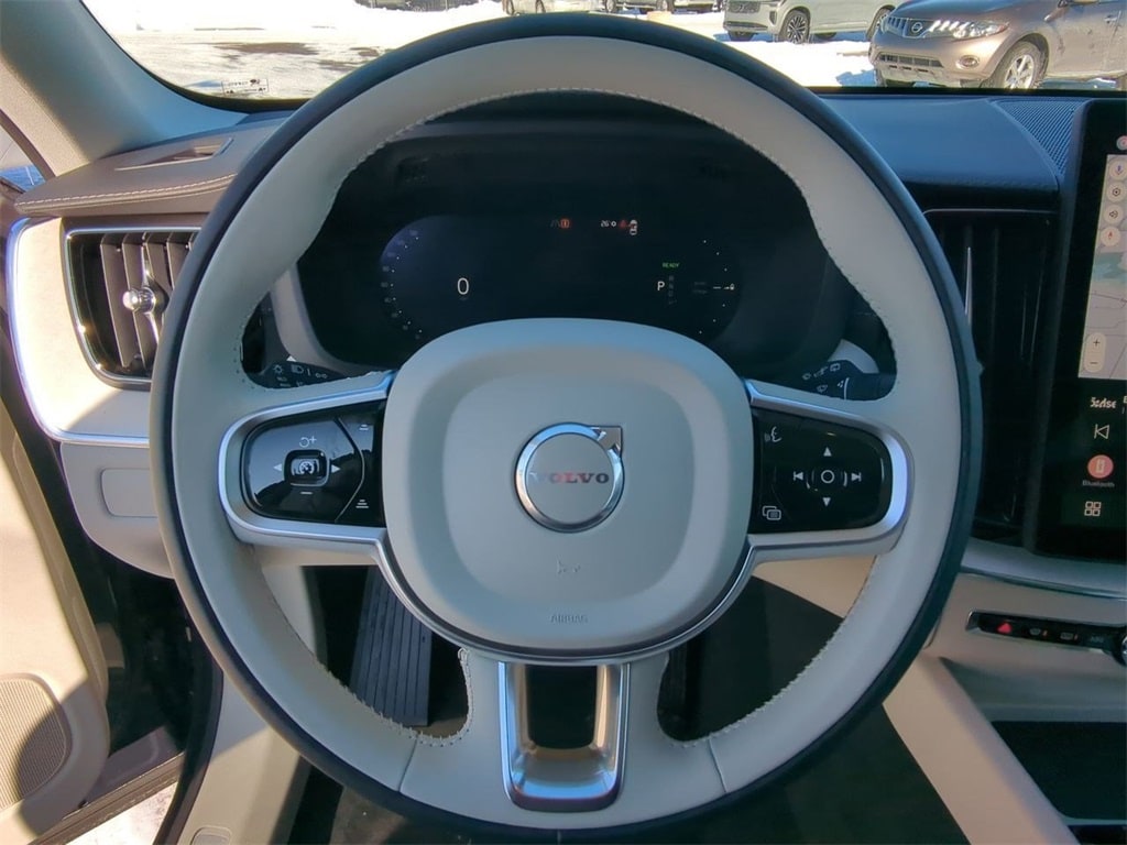 Thumbnail: 2026 Volvo XC60 - 13