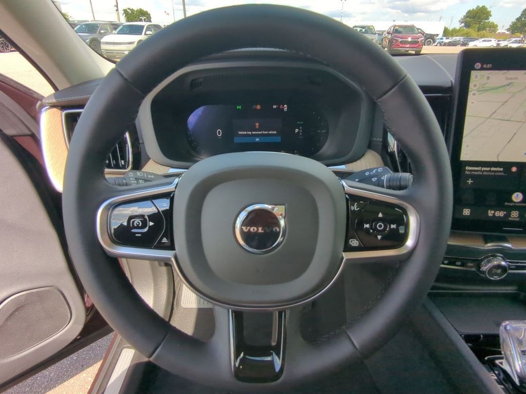 Thumbnail: 2026 Volvo XC60 - 12