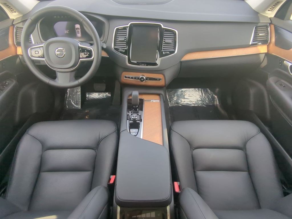 Thumbnail: 2024 Volvo XC90 - 9