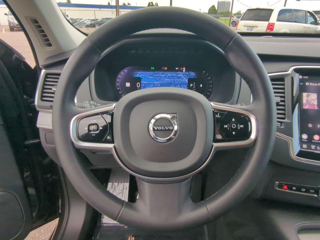 Thumbnail: 2024 Volvo XC90 - 13