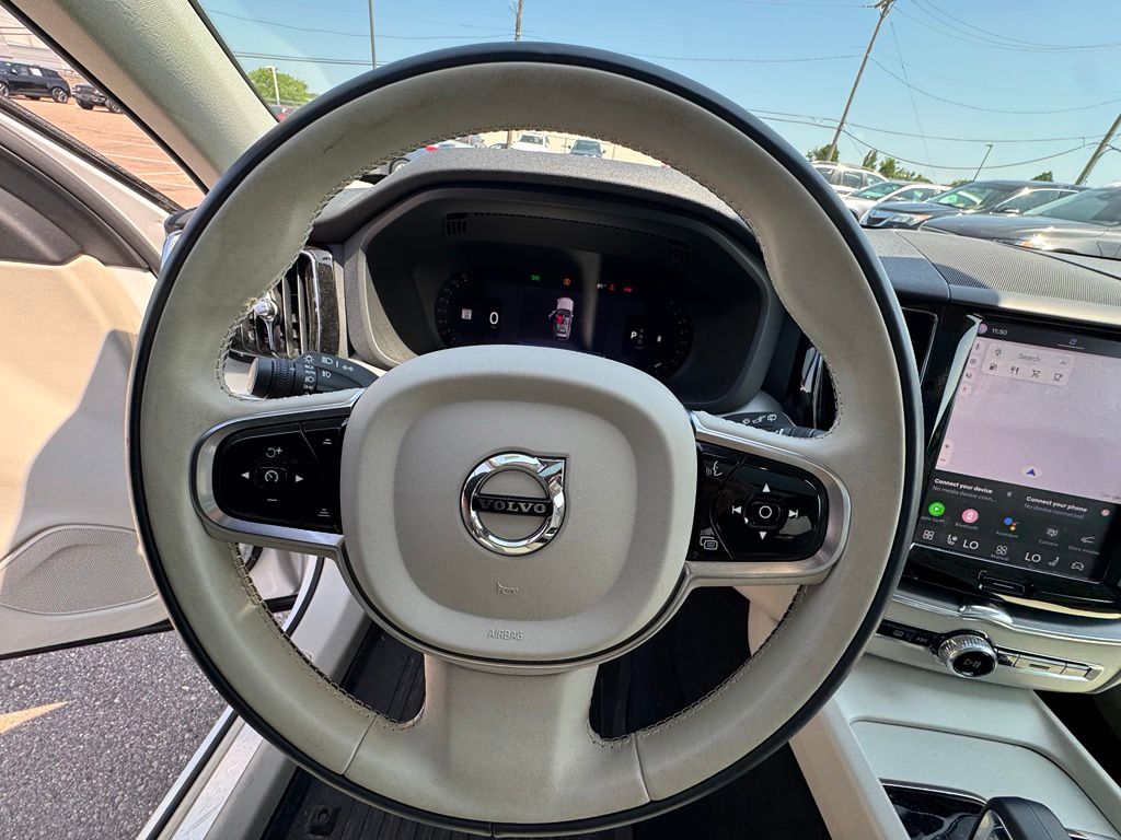 Thumbnail: 2024 Volvo XC60 - 2