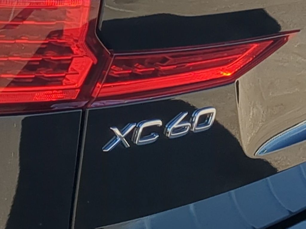Thumbnail: 2024 Volvo XC60 - 22