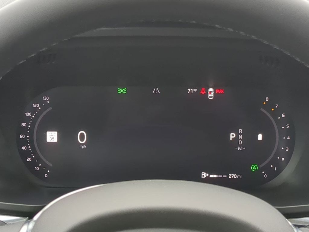 Thumbnail: 2024 Volvo XC60 - 16