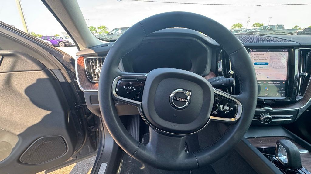 Thumbnail: 2024 Volvo XC60 - 11