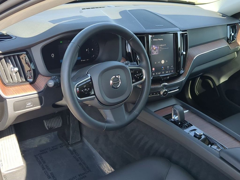 Thumbnail: 2024 Volvo XC60 - 2