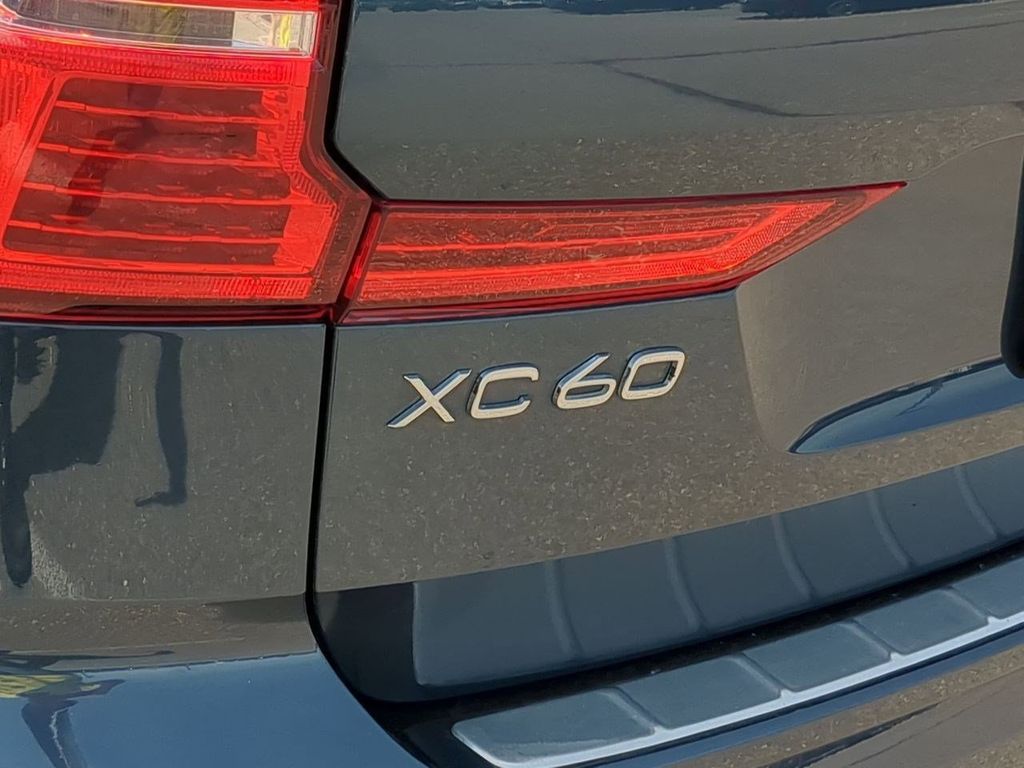 Thumbnail: 2024 Volvo XC60 - 7