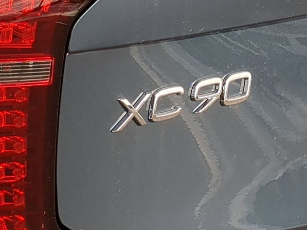 Thumbnail: 2026 Volvo XC90 - 23
