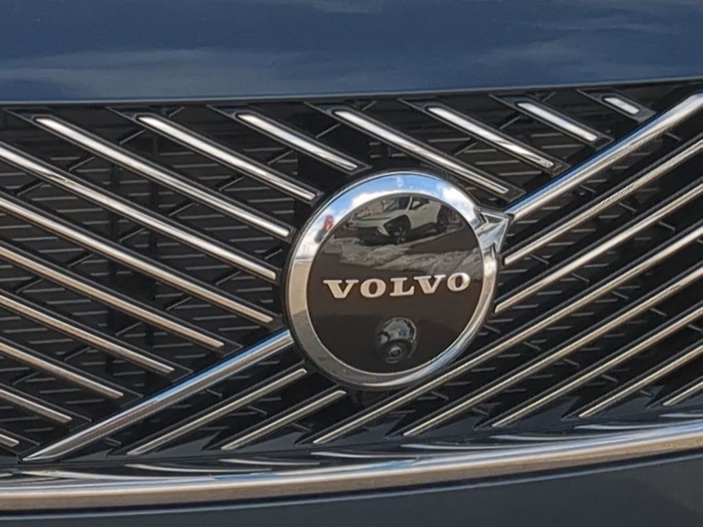 Thumbnail: 2026 Volvo XC90 - 7