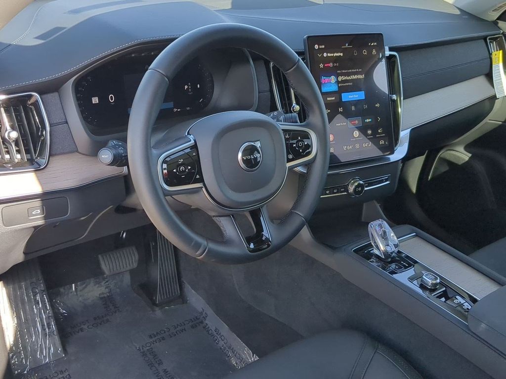 Thumbnail: 2026 Volvo XC90 - 2