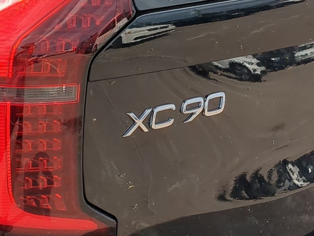 Thumbnail: 2026 Volvo XC90 - 23