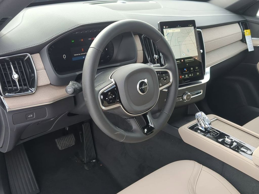Thumbnail: 2026 Volvo XC90 - 2