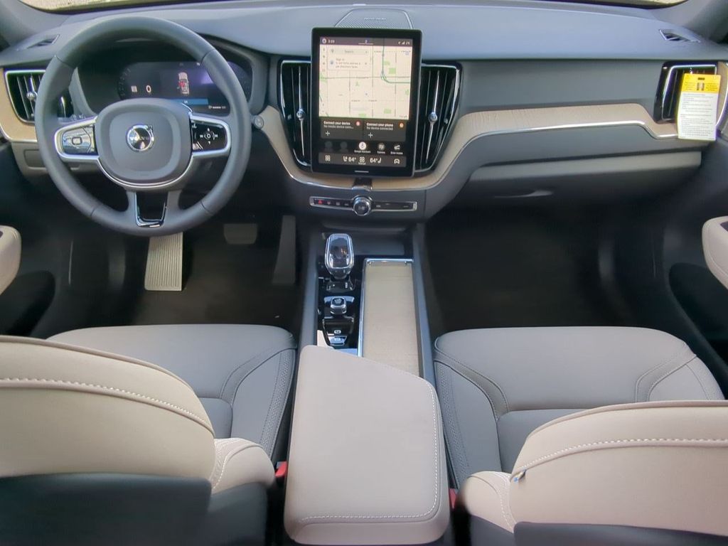 Thumbnail: 2026 Volvo XC60 - 9