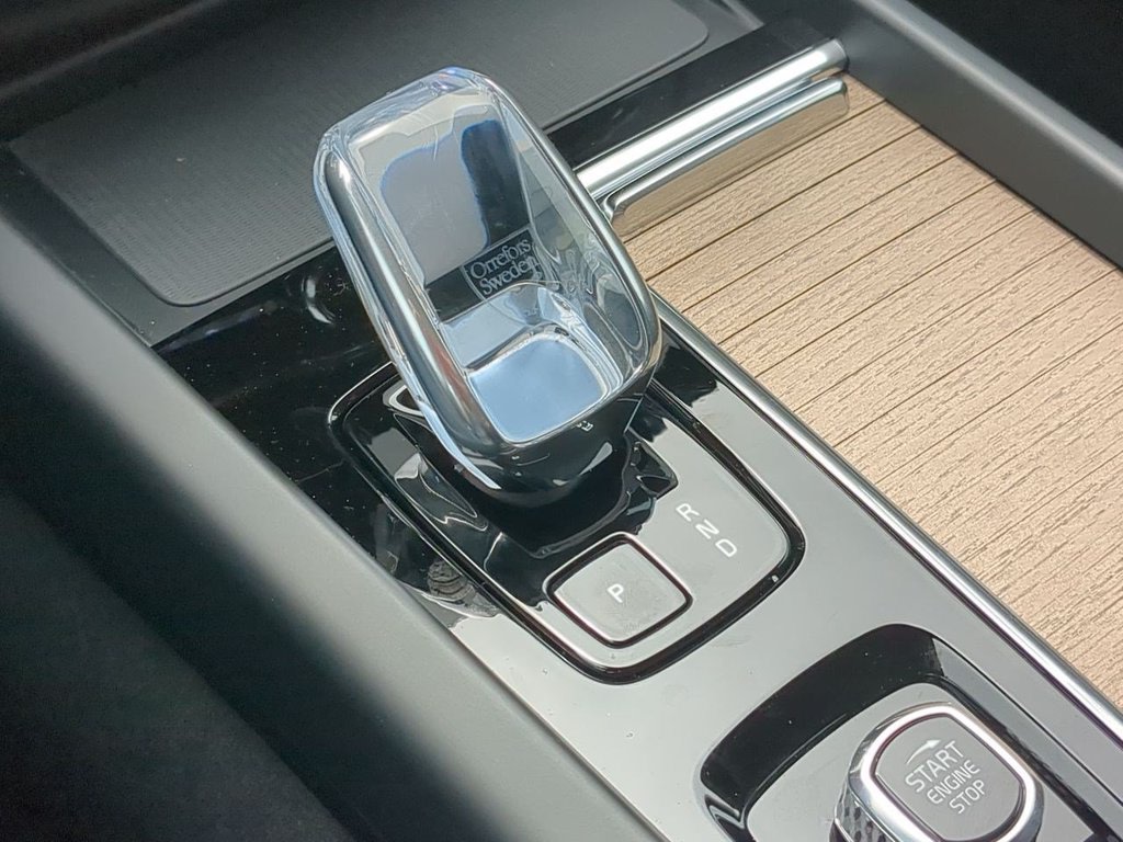 Thumbnail: 2026 Volvo XC60 - 15