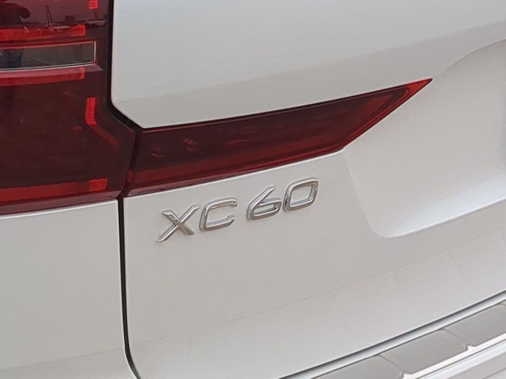 Thumbnail: 2026 Volvo XC60 - 23