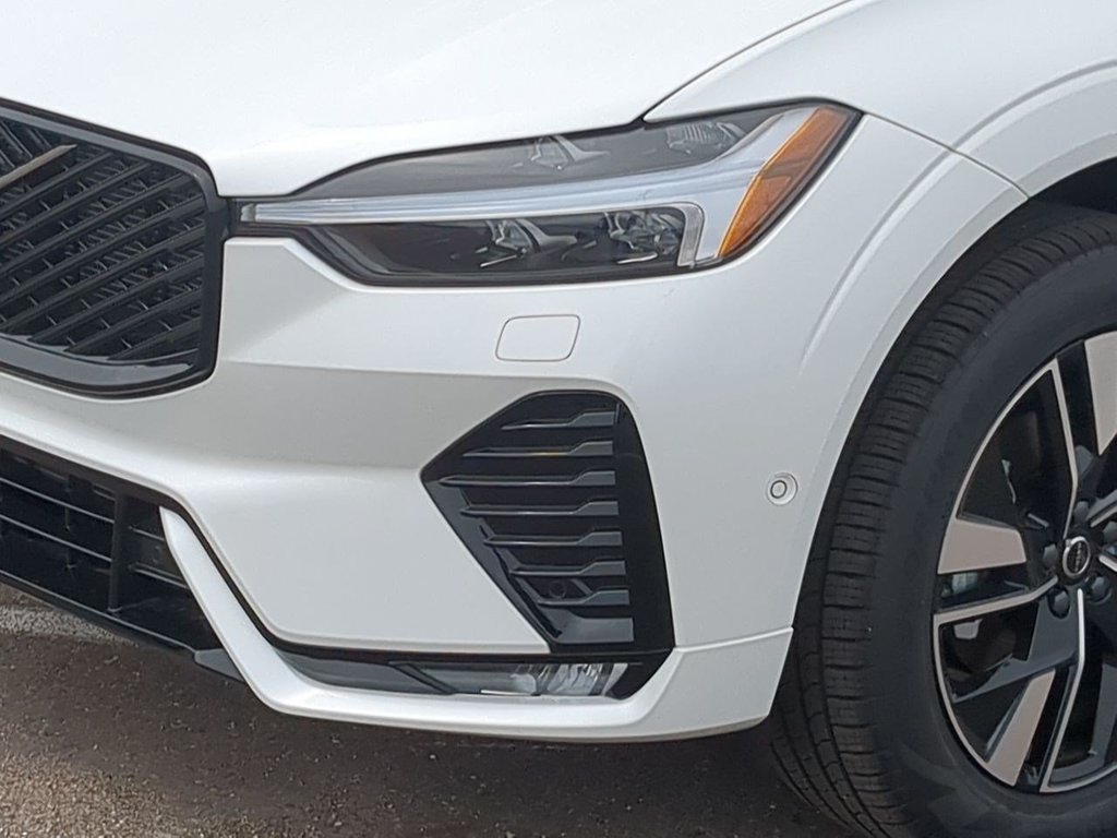 Thumbnail: 2026 Volvo XC60 - 22