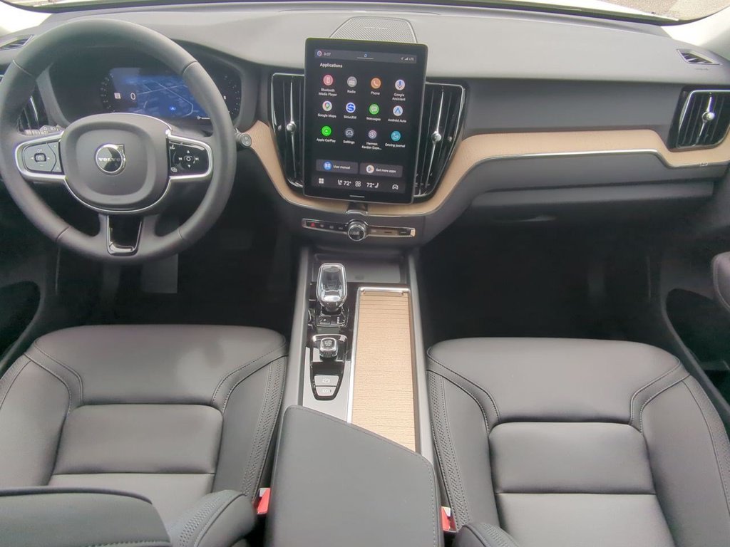 Thumbnail: 2026 Volvo XC60 - 9