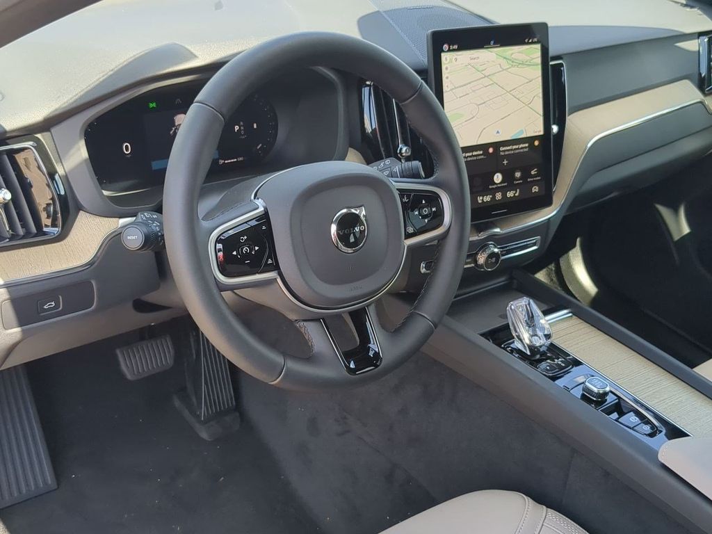 Thumbnail: 2026 Volvo XC60 - 2