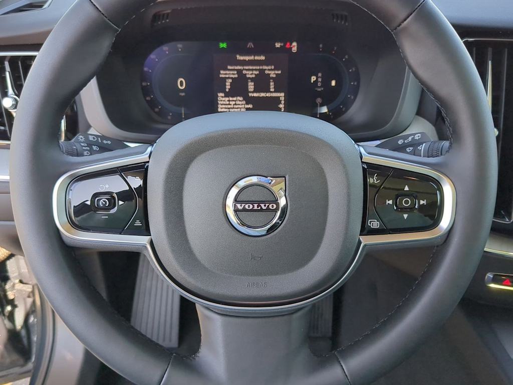 2025 Volvo XC60 B5 Plus 29