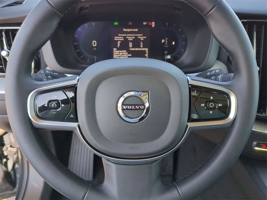 Thumbnail: 2025 Volvo XC60 - 29