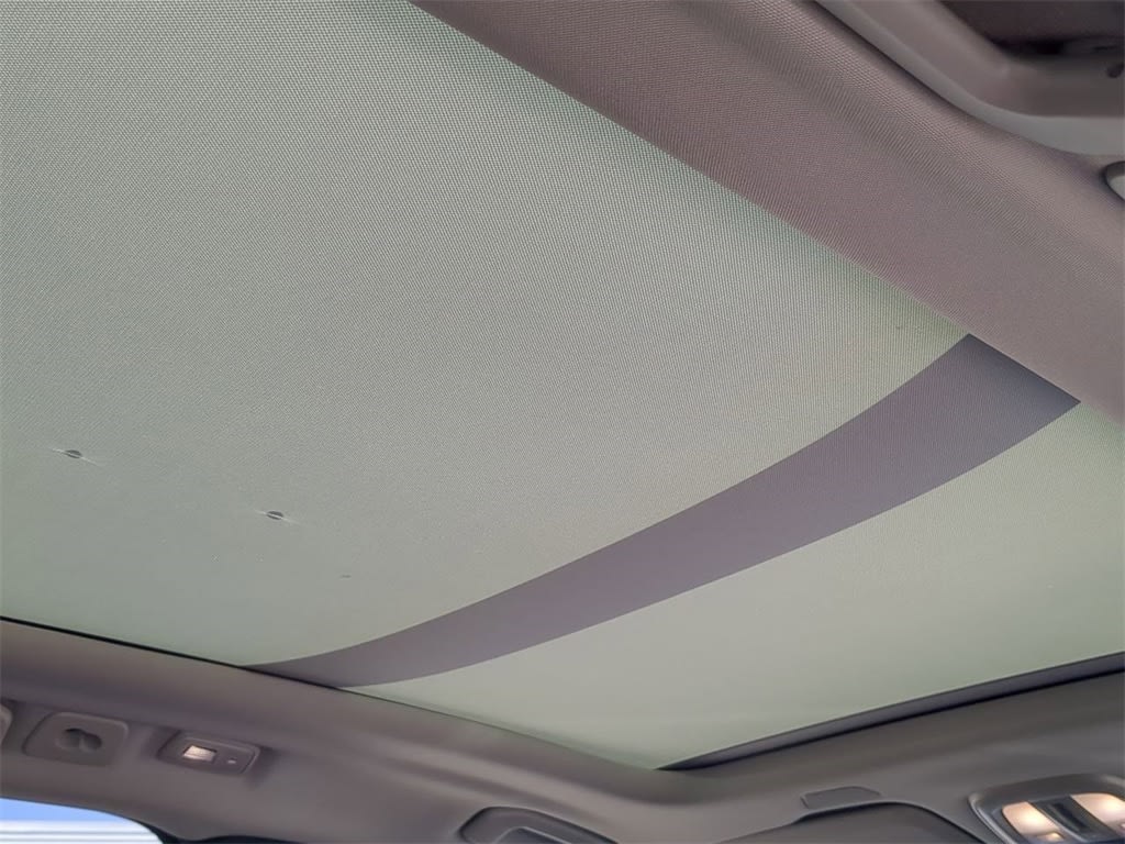 Thumbnail: 2025 Volvo XC60 - 27