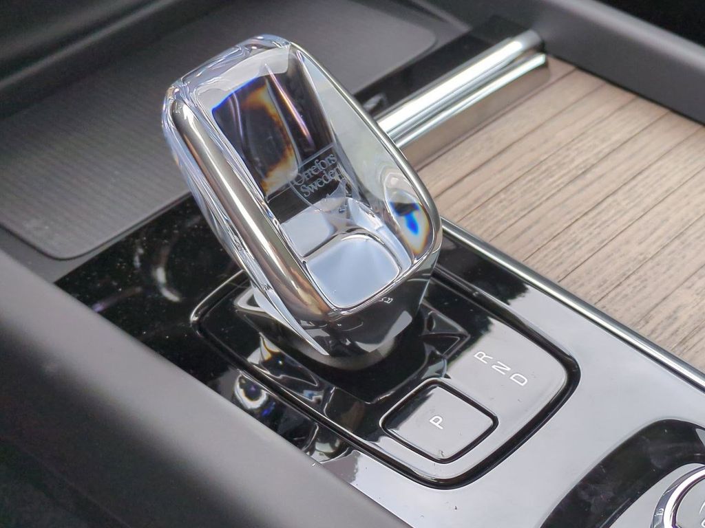 Thumbnail: 2026 Volvo XC60 - 35