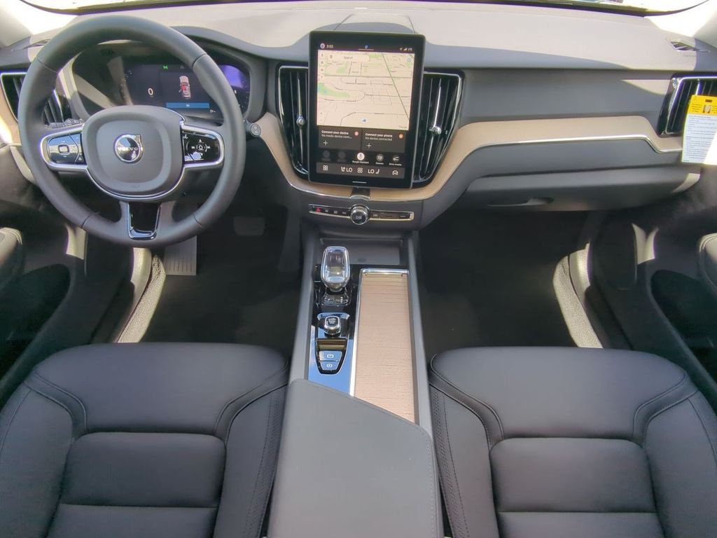 Thumbnail: 2026 Volvo XC60 - 9