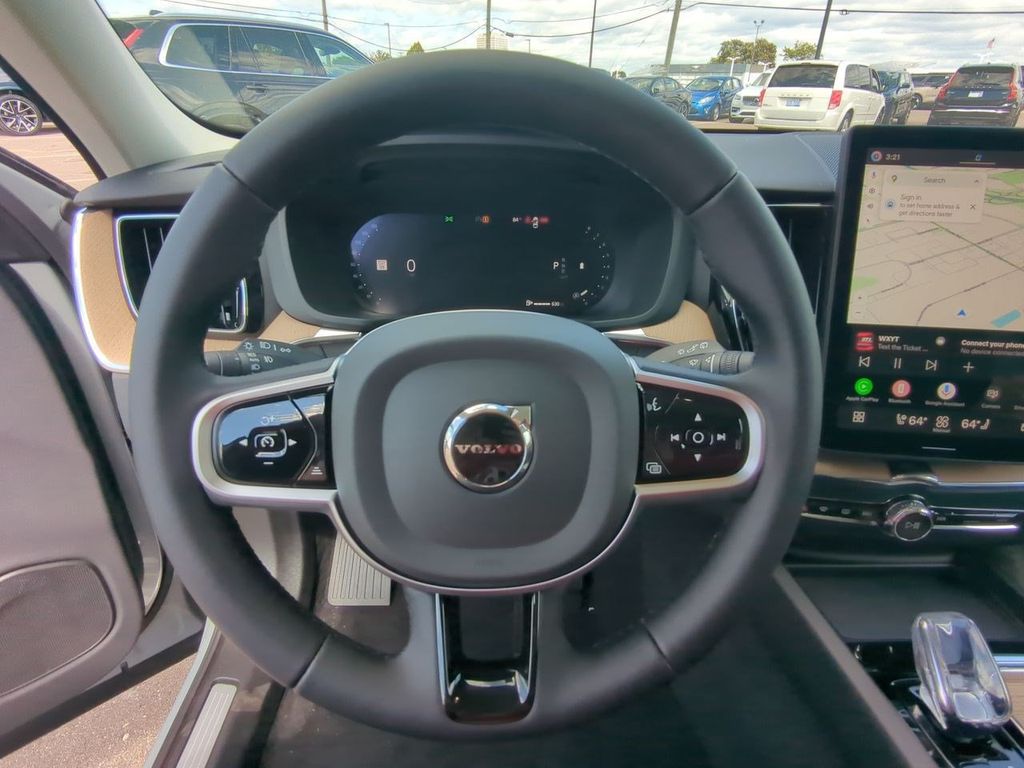 Thumbnail: 2026 Volvo XC60 - 13