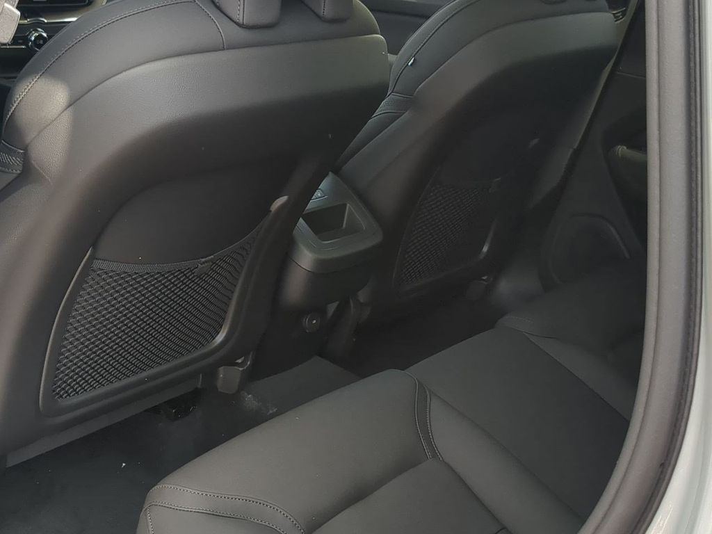Thumbnail: 2026 Volvo XC60 - 12