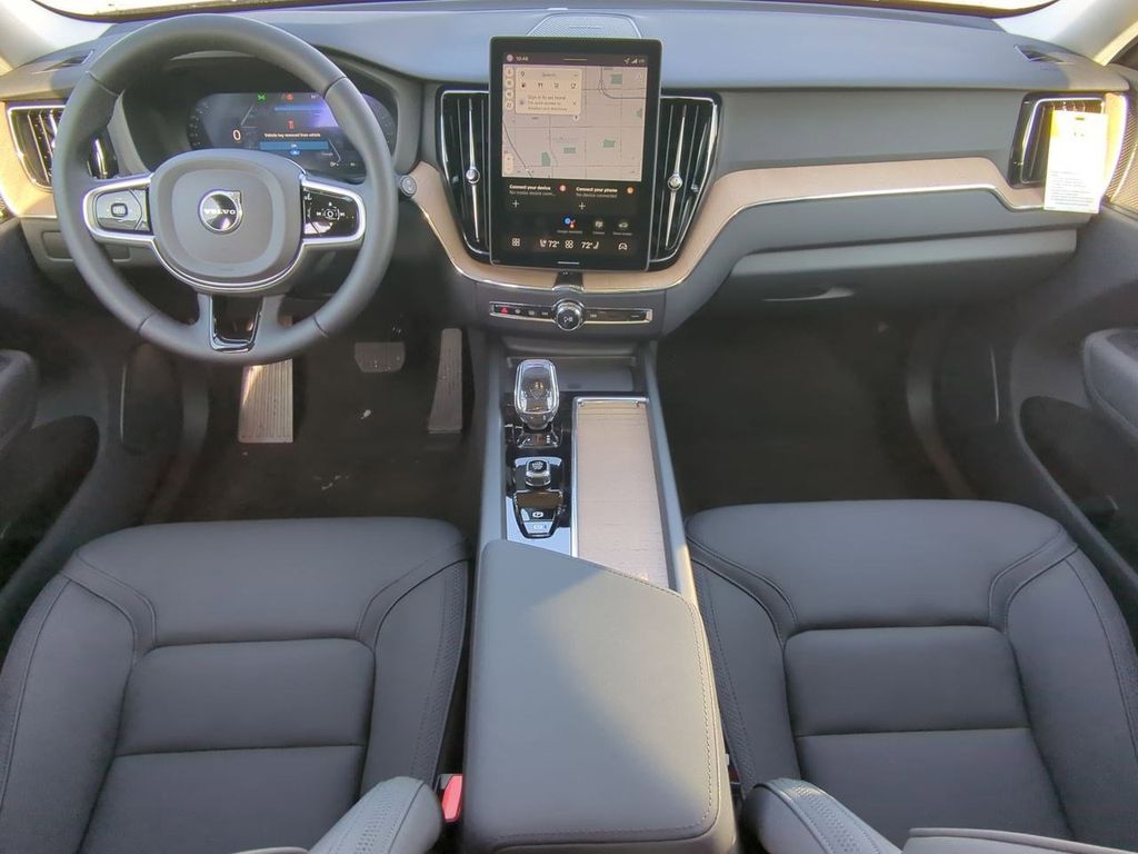 Thumbnail: 2026 Volvo XC60 - 9