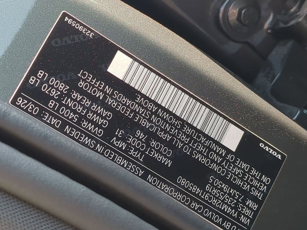 Thumbnail: 2026 Volvo XC60 - 32