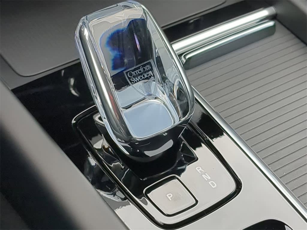 Thumbnail: 2026 Volvo XC60 - 15