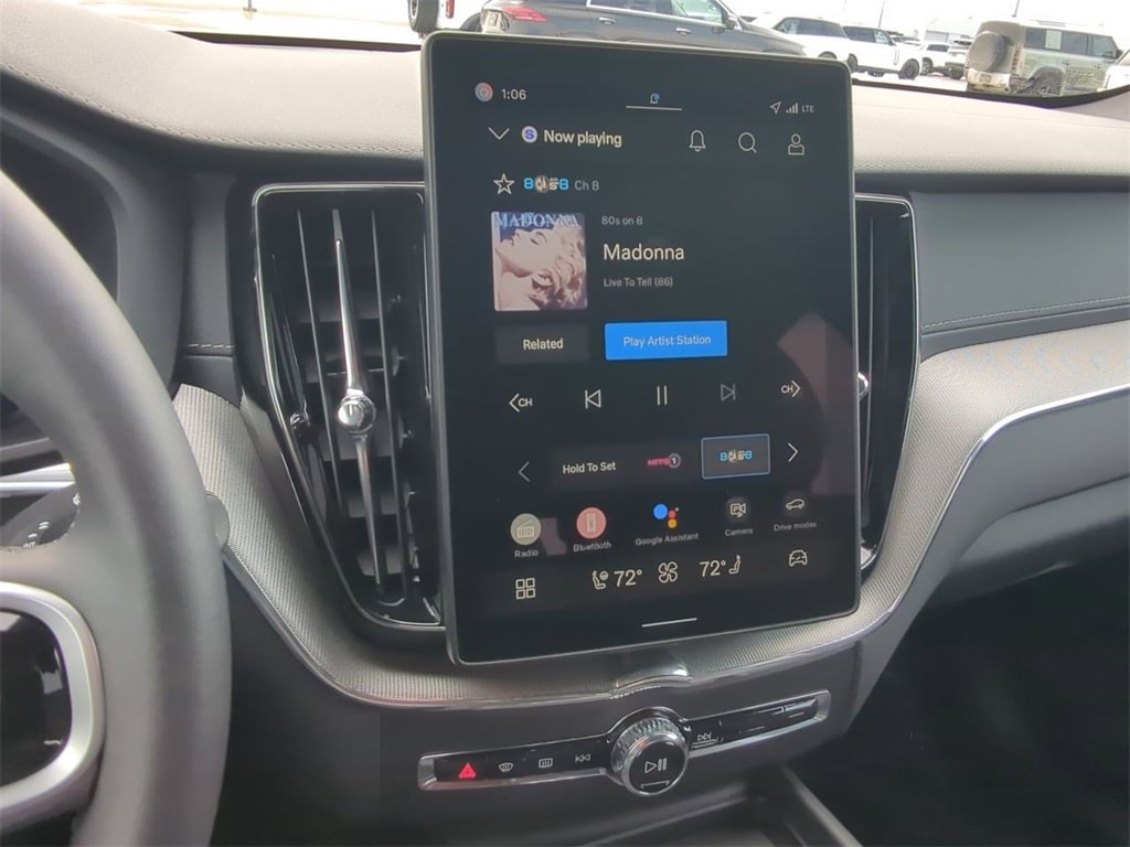 Thumbnail: 2026 Volvo XC60 - 14