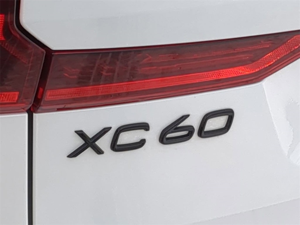Thumbnail: 2026 Volvo XC60 - 23