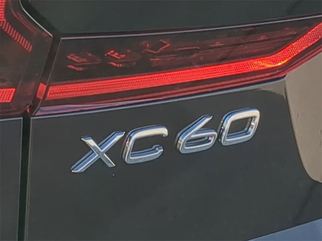 Thumbnail: 2026 Volvo XC60 - 23