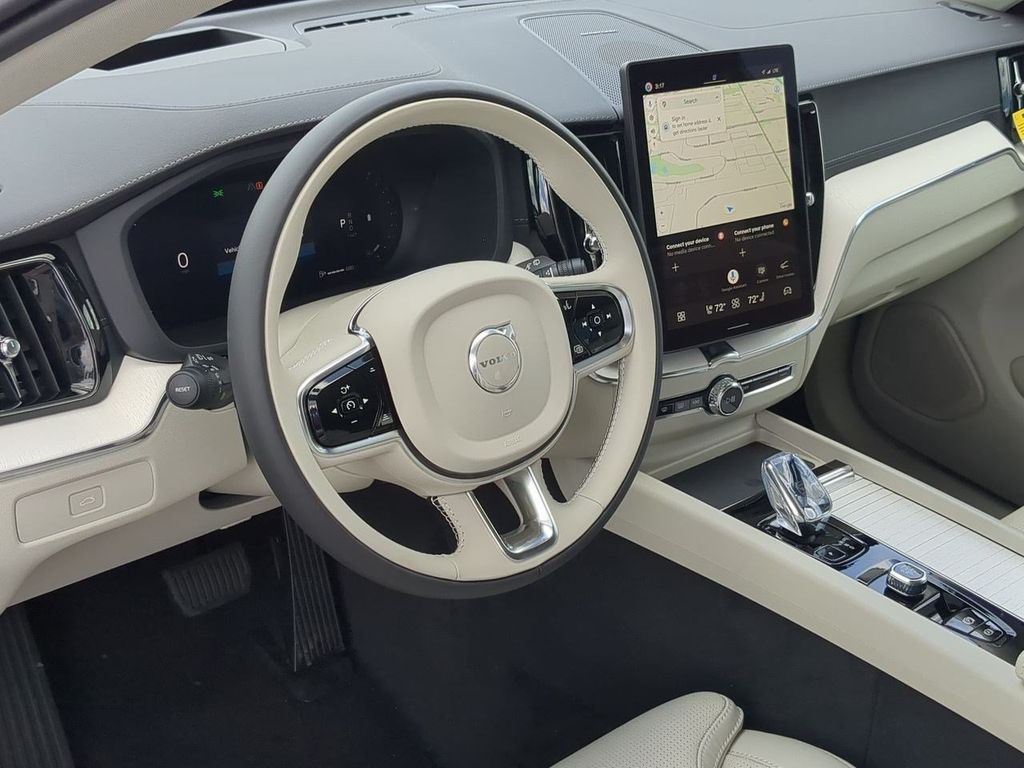 Thumbnail: 2026 Volvo XC60 - 2